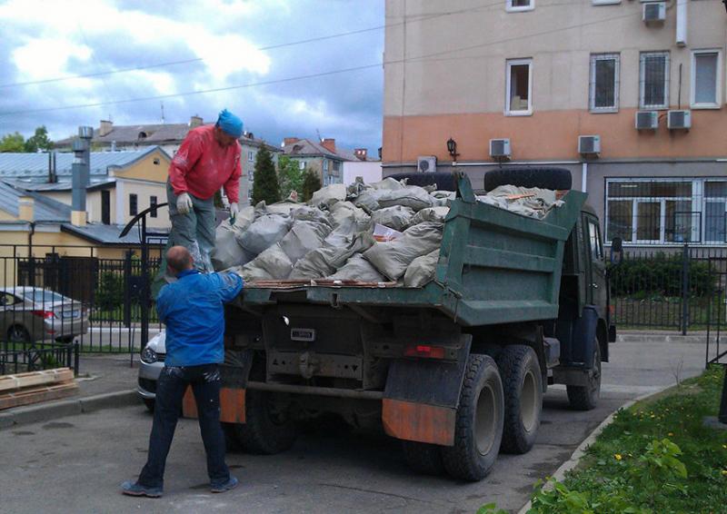 Вывоз мусора из новостройки в Астрахани – ПроМусор, контейнеры, уборка и грузчики от 2158 руб