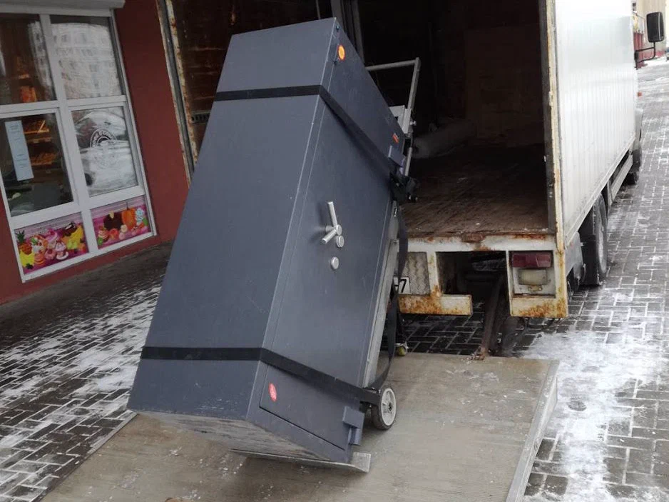 Вывоз сейфов в Астрахани: перевозка, утилизация, резка и утилизация от 1028 руб. – ПроМусор