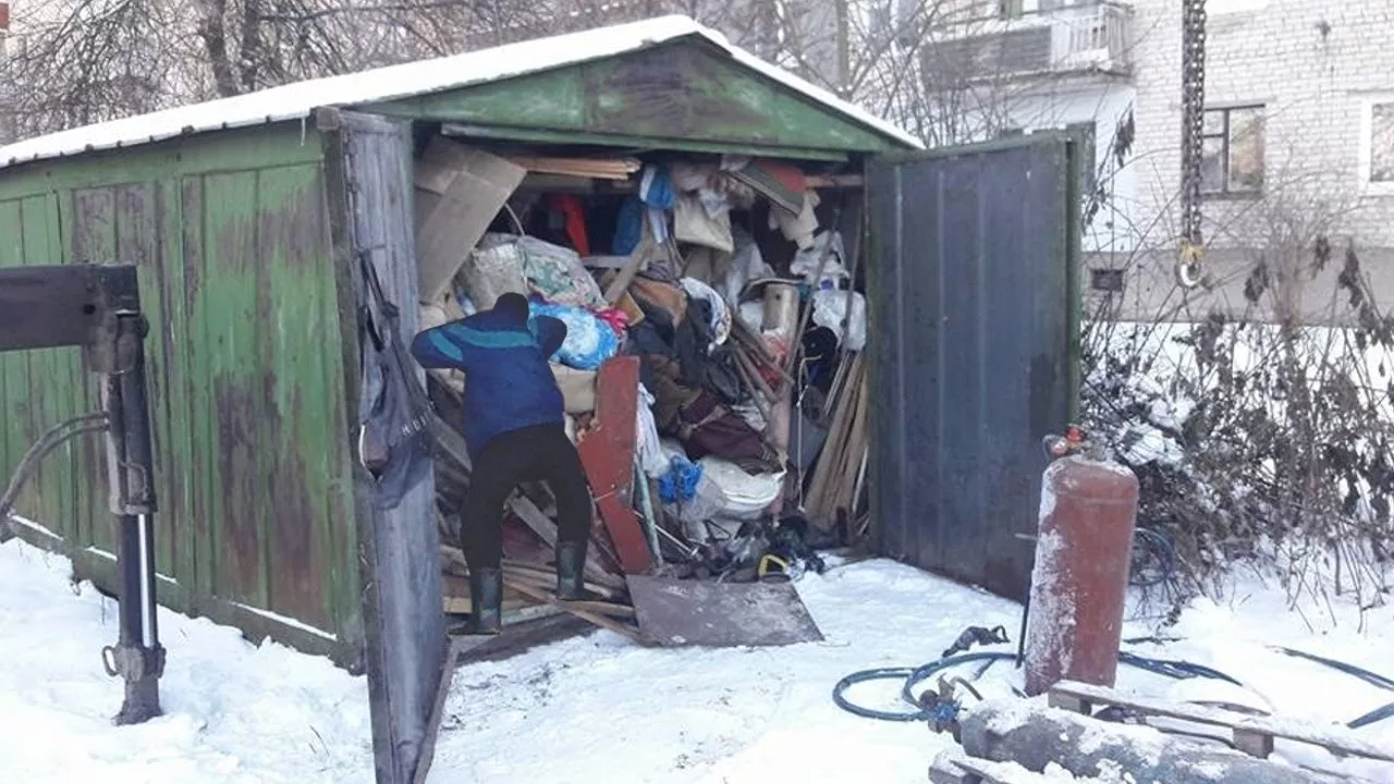 Вывоз мусора из гаража с гарантией чистоты в Астрахани в октябре